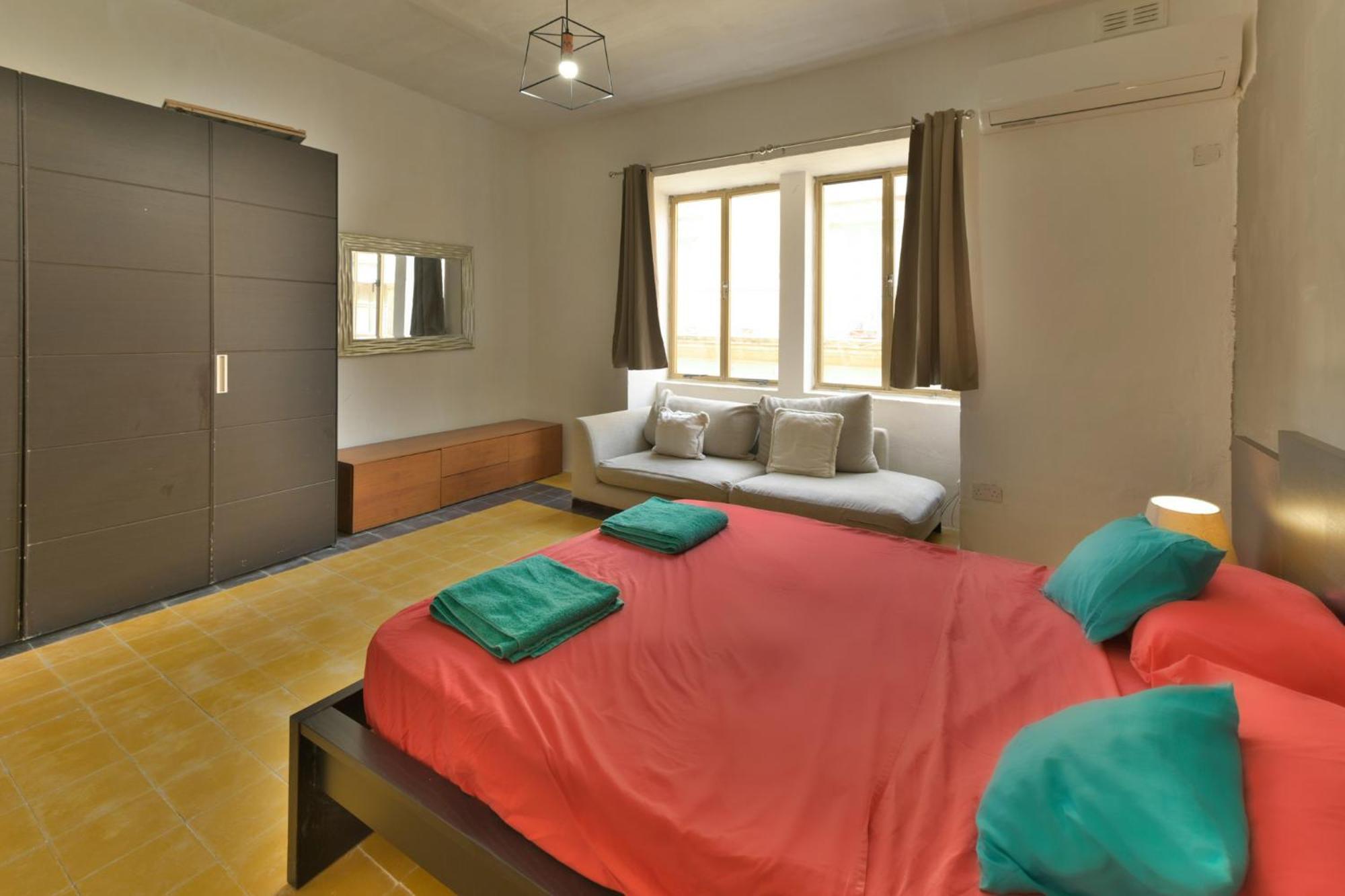 New 1 Bedroom Apartment In Valletta City Centre With Terrace And Views Ngoại thất bức ảnh